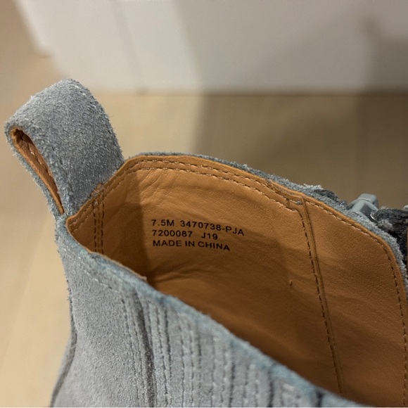 FRYE AND CO. Gray Ankle Boots - Picture 2 of 6